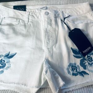 KENSIE - summer shorts - NWT - white embroidered